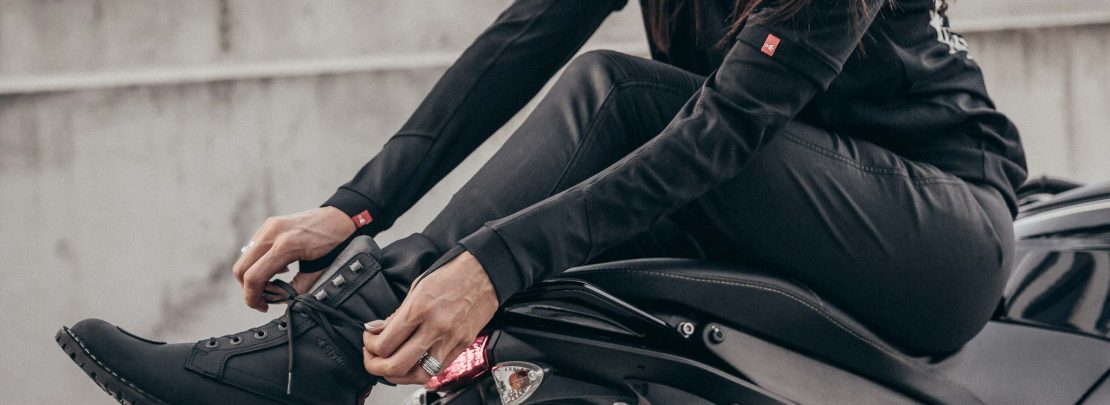 Motorcycle pants for women