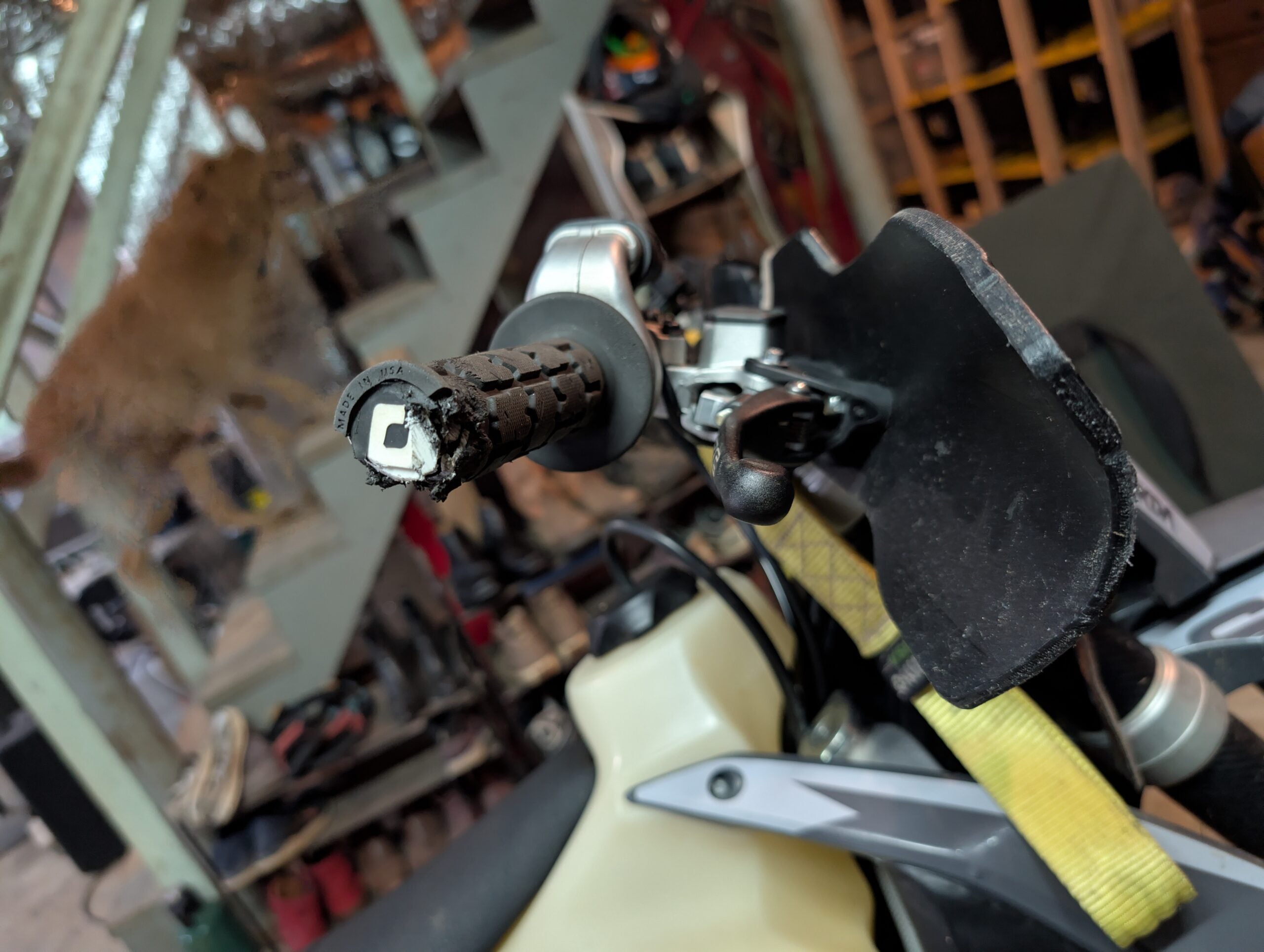 Pando Moto ENGINEERED BY RIDERS