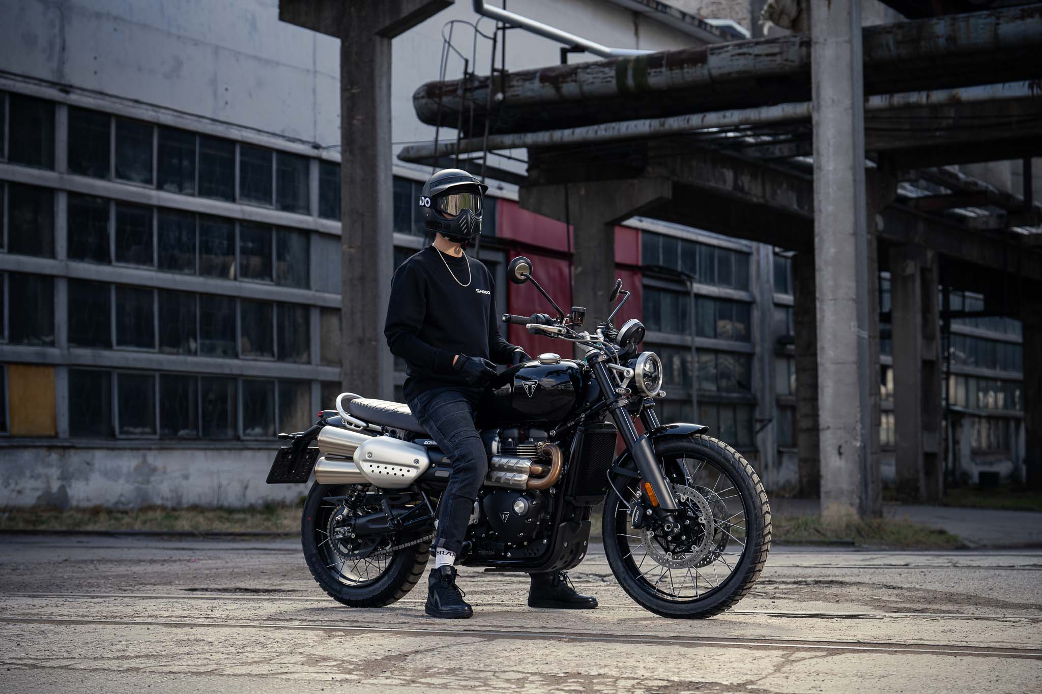 Pando Moto ENGINEERED BY RIDERS 5 Best Motorcycle Pants for Every Rider ...