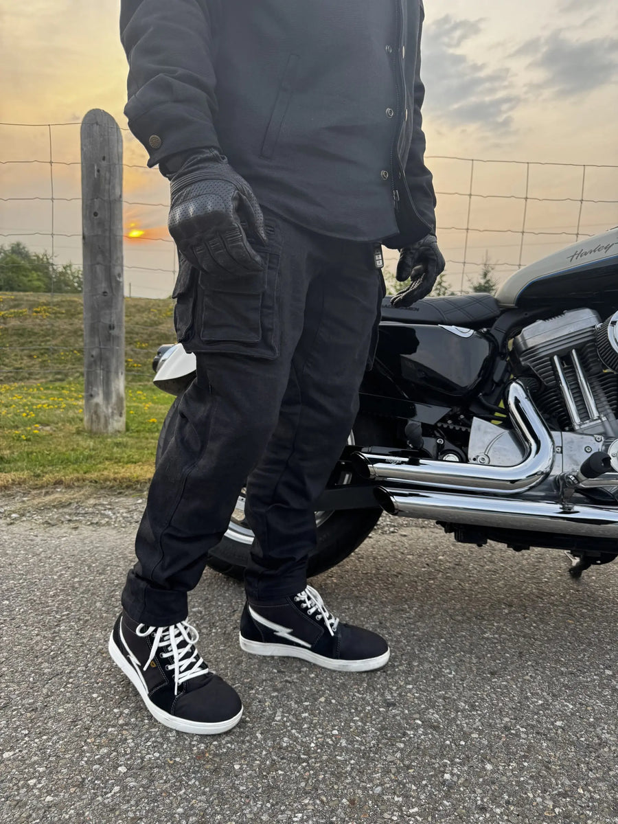 Desert Cargo Black – Motorcycle Jeans for Men - Review by webbikeworld.com