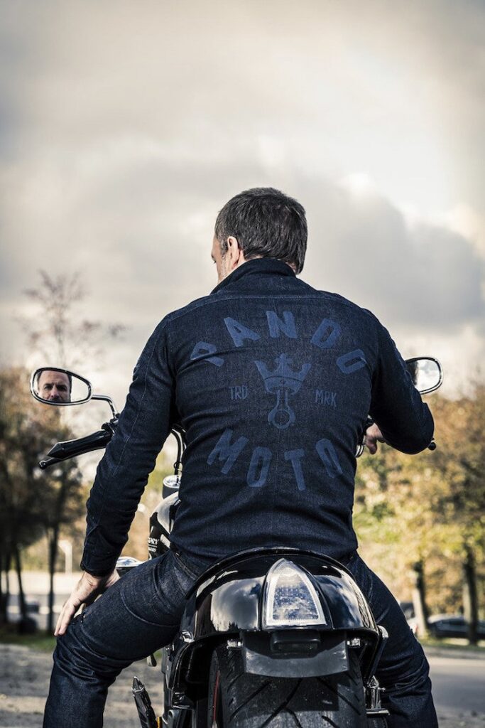 Biker shows his Pando Moto jacket from the back