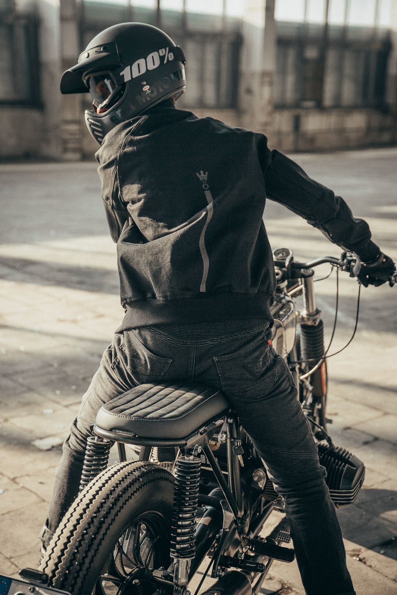 Pin by sebno cuir on biker | Men in tight pants, Bike leathers, Motorcycle  leathers suit